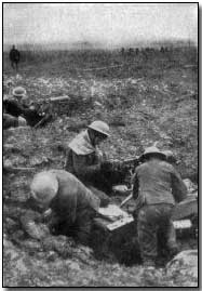 Canadian machine gunners at Vimy Ridge, 9 Apr 1917