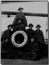 Group of nurses, including Rice at bottom left, embark for France in Feb. 1915 to go to war as Red Cross nurses.