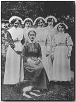 Cavell with other nurses in Brussels